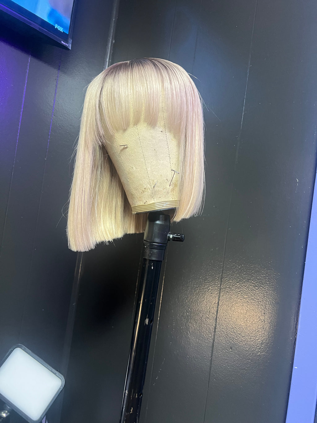 Chinese bang ash blonde Clut cut